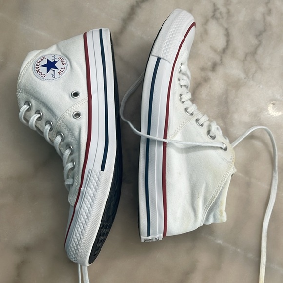 White mid-top Converse- Women’s size 8! Purchase a few weeks ago from a Posher! - Picture 4 of 6